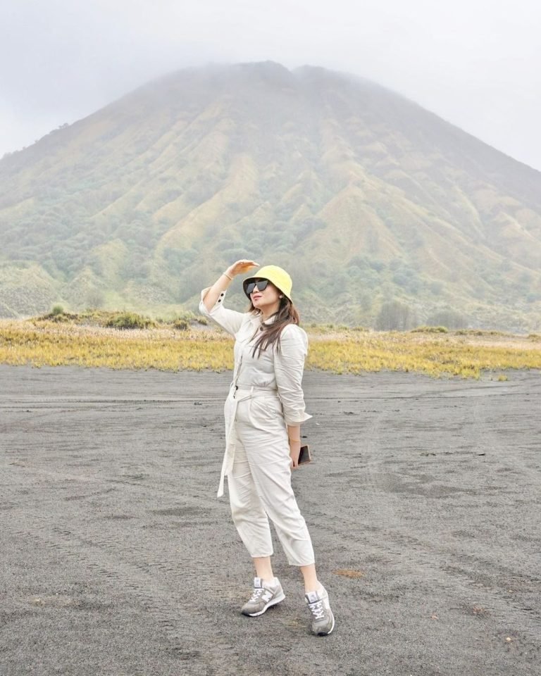 Ide Inspirasi Outfit Ke Gunung Bromo Lengkap Dengan Tips Liburan