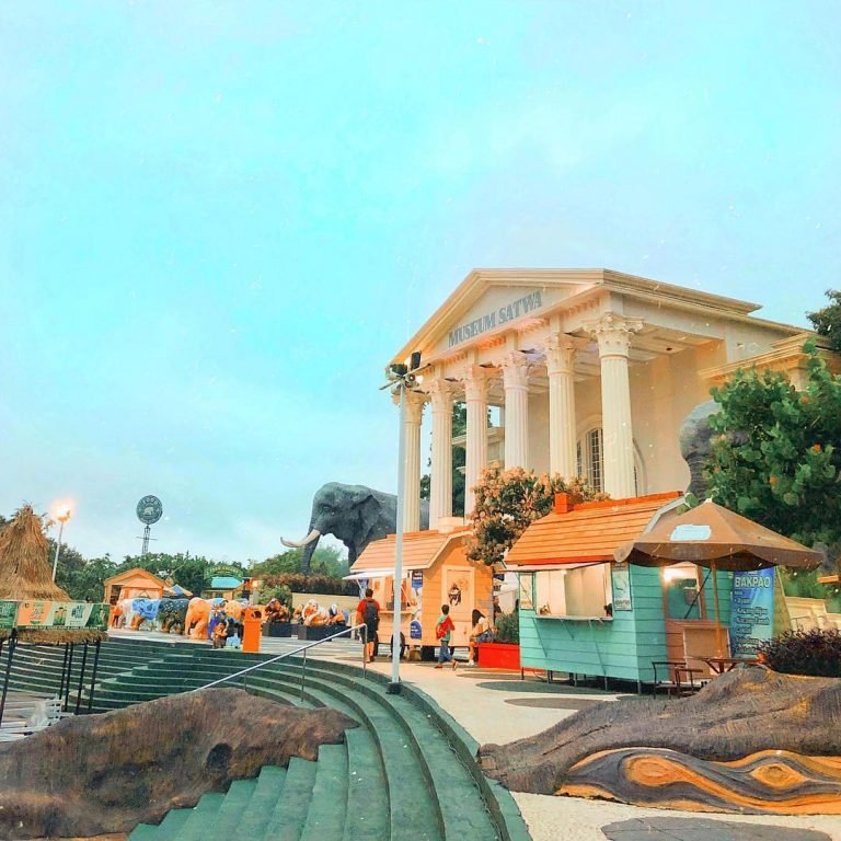 Daftar Wahana di Jatim Park 2 yang Seru, Terbaru, dan Banyak Spot Foto