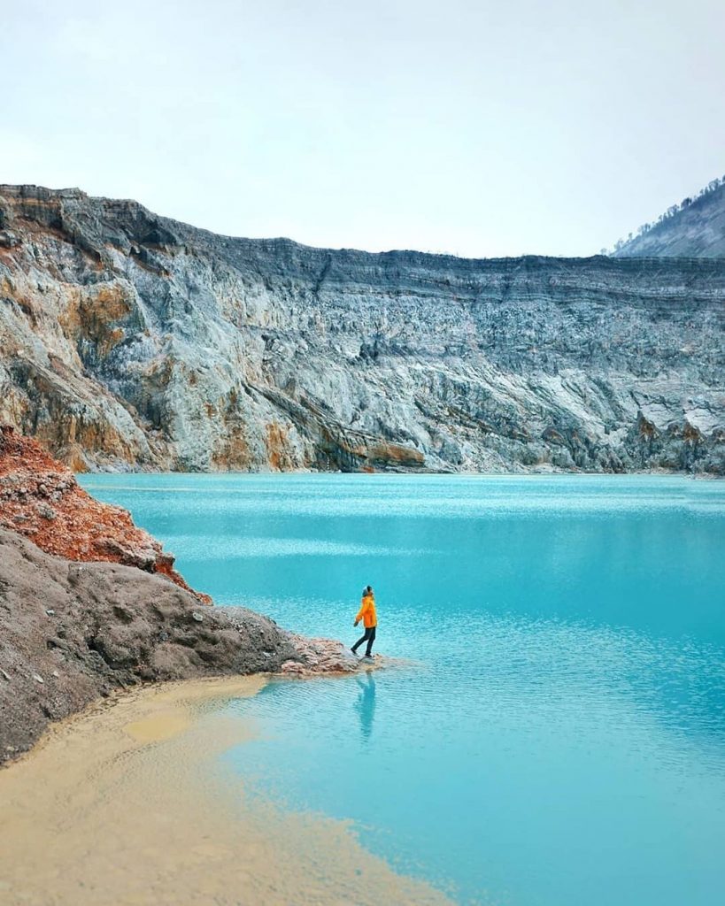 perjalanan ke kawah ijen