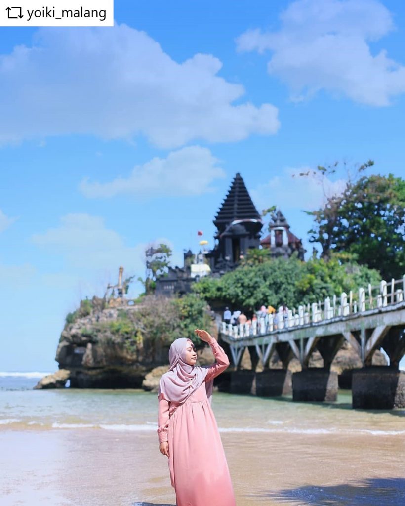 Spot Foto Keren Saat Wisata di Pantai Balekambang Malang ...