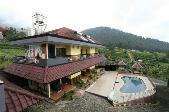Villa Panderman Indah