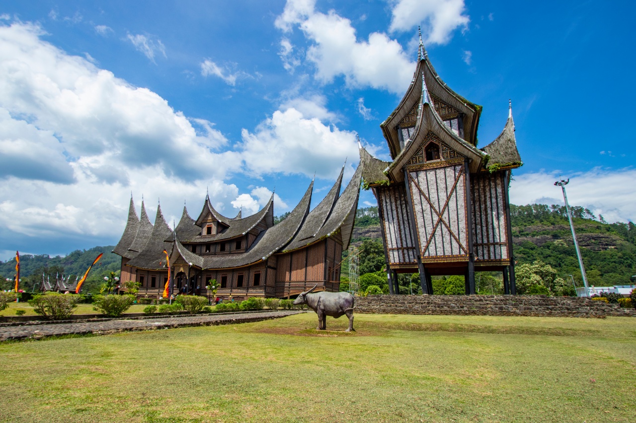 Paket Tour Padang & Bukittinggi: 3 Pilihan Tour Liburan Trip Murah