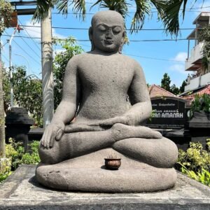 Arca Aksobhya yang terdapat di area Museum Arca Aksobhya yang terdapat di area Museum