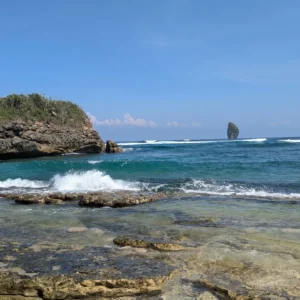 Keindahan Pantai Tanjung Penyu