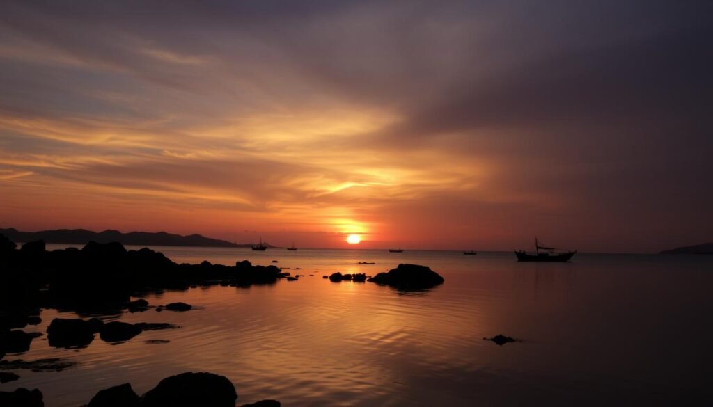 Sunset Pantai Kondang Merak Malang