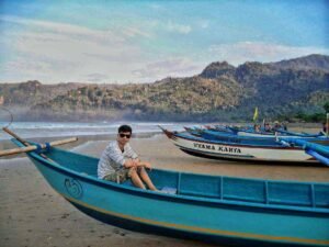 perahu nelayan berjejer perahu nelayan berjejer