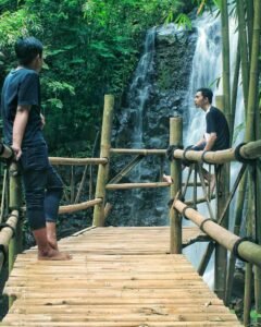 spot foto sekitar air terjun
