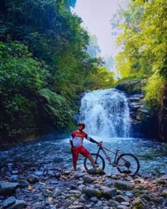 aktivitas di air terjun aktivitas di air terjun