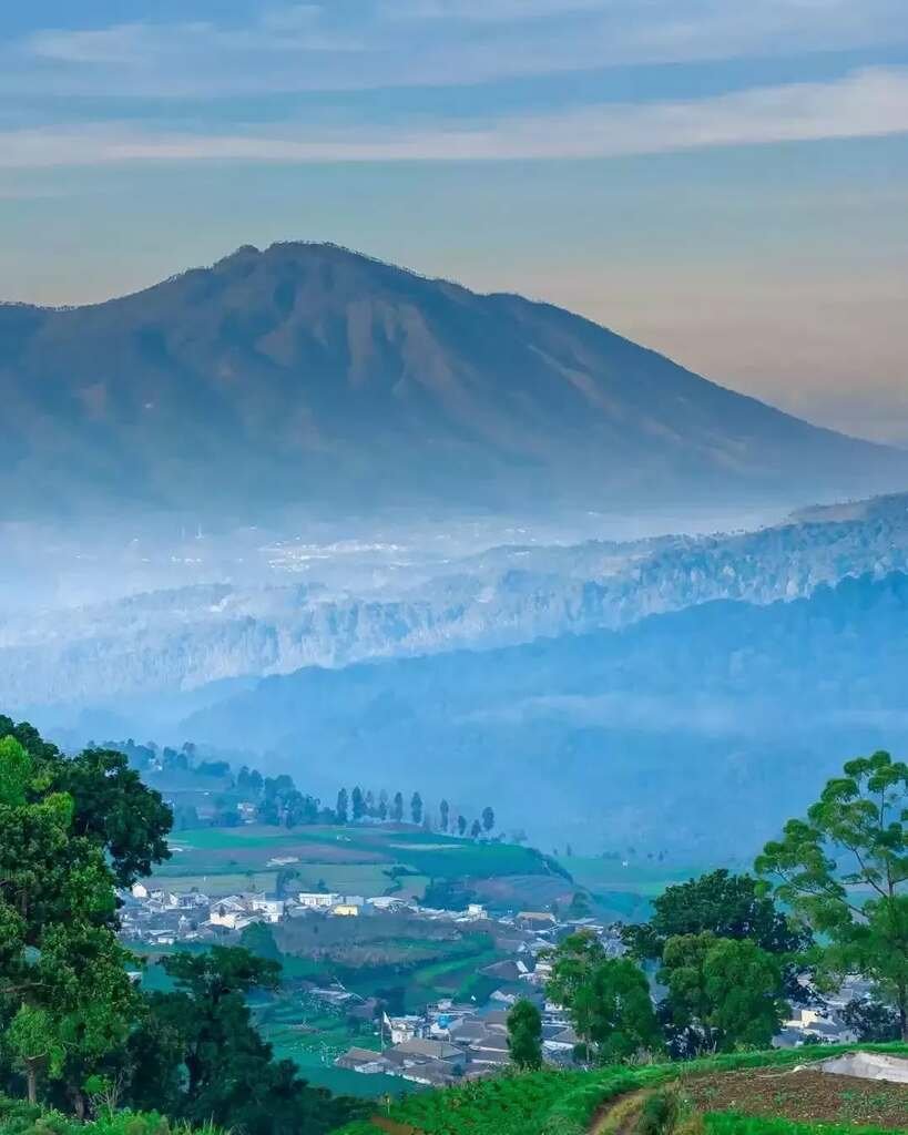 Kabut Selimuti Brakseng