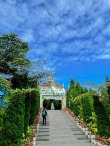 pintu masuk florawisata santerra de laponte