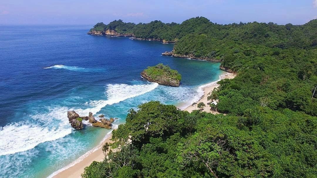 Pantai Banyu Meneng Malang