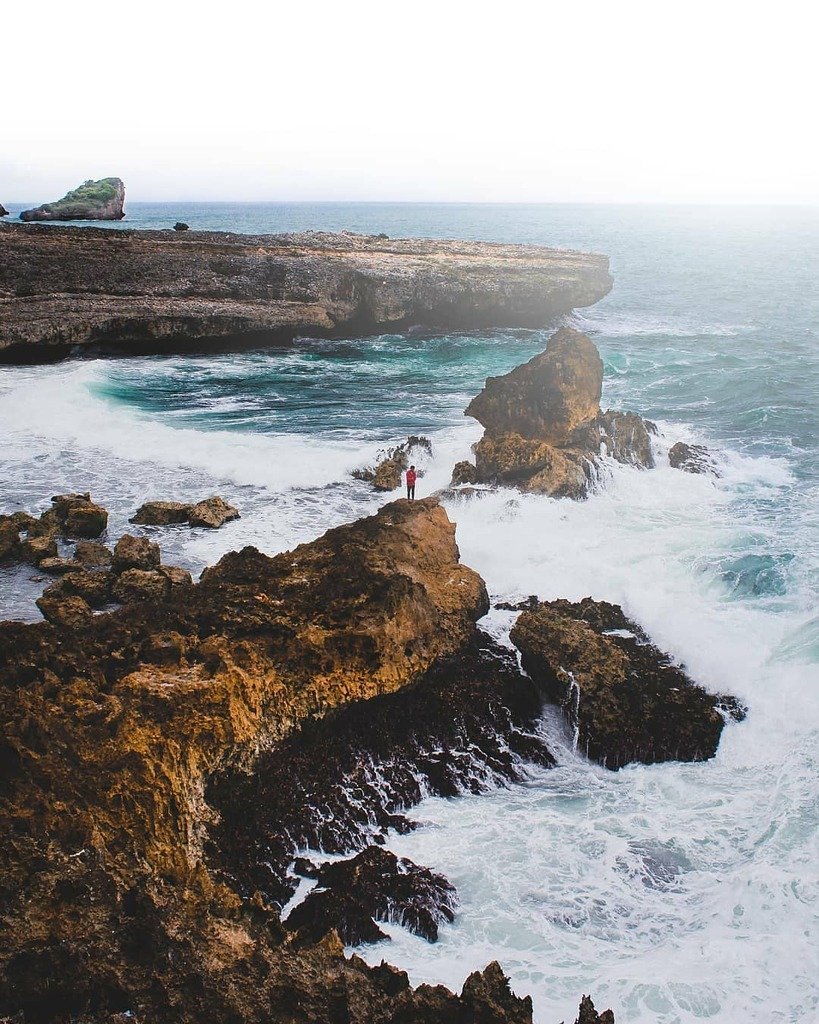 Ombak pantai watu lepek Ombak pantai watu lepek