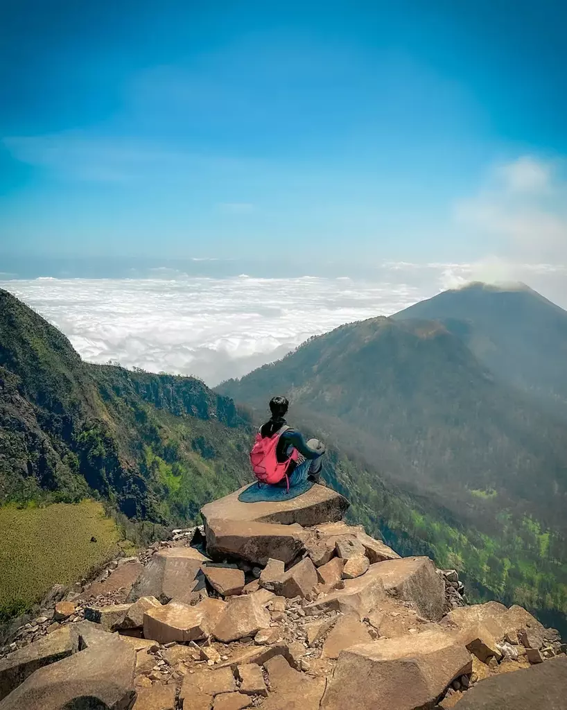 Gunung Airjuno Malang