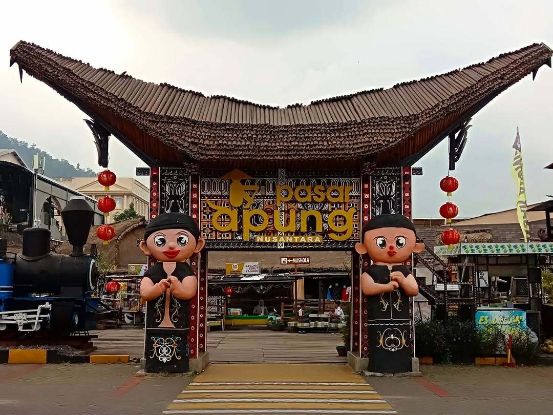 Pasar Apung Museum Angkut Pasar Apung Museum Angkut