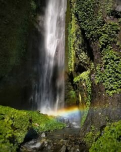 Panorama memukau Air terjun