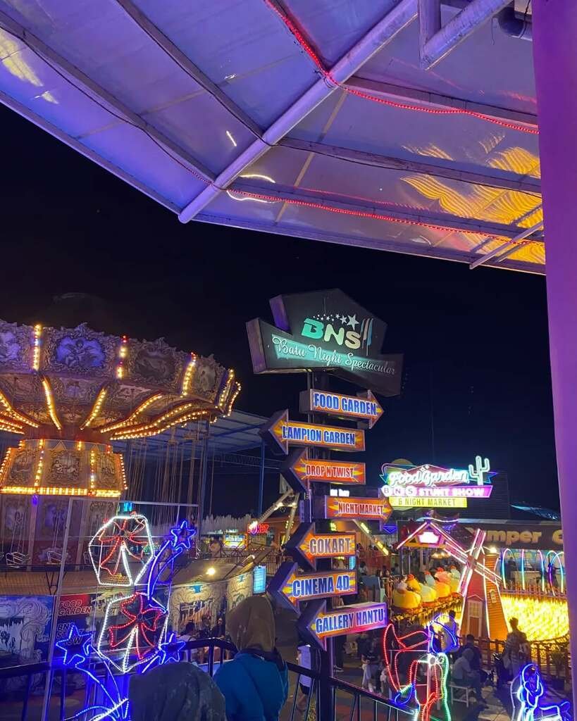 Suasana di Batu Night Spectacular