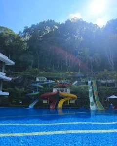 Kolam renang Taman Rekreasi Selecta Malang Kolam renang Taman Rekreasi Selecta Malang