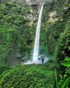 Panorama air terjun Coban Pelangi