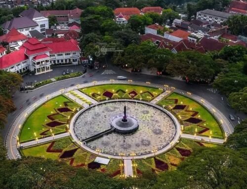 Alun-alun Tugu Malang: Pesona Landmark Ikonik di Jantung Kota Apel