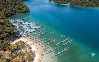 wisata pantai sendang biru malang