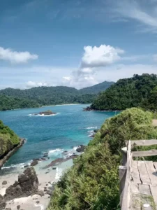 Keindahan Pantai Mustika