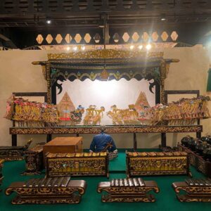 Koleksi Wayang di Museum Ganesya