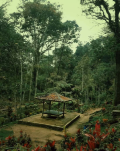 Gazebo di area Air Terjun Kalibendo Gazebo di area Air Terjun Kalibendo