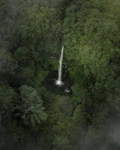 Panorama Air Terjun Lider dari ketinggian