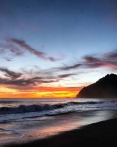 Sunset di Pantai Sukamade