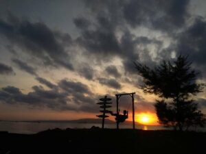 Spot ayunan yang ikonik Spot ayunan yang ikonik