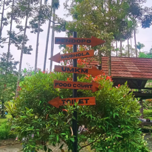 Petunjuk arah di area Sendang Seruni