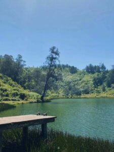 Keindahan Danau Ranu Regulo