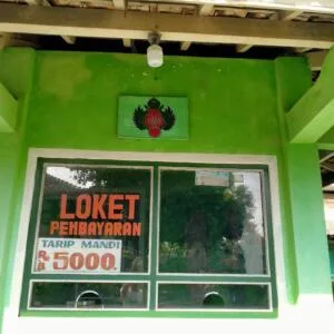 Loket Pemandian Air Panas Parangwedang