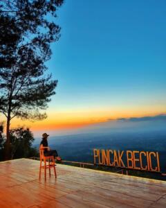Gardu pandang utama Puncak Becici