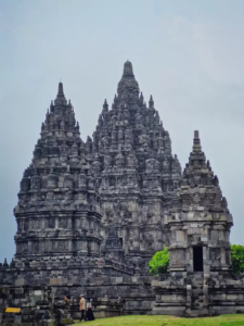 Arsitektur megah Candi Hindu