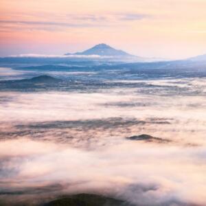Pemandangan dilihat dari Puncak Suroloyo