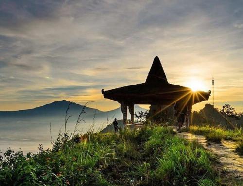 Puncak Suroloyo Yogyakarta: Panduan Lengkap Destinasi Wisata Alam Kulon Progo