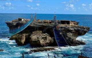 Pantai Timang Yogyakarta