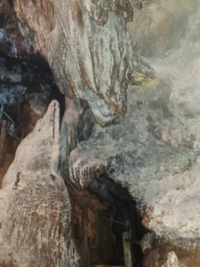 Formasi geologis alami