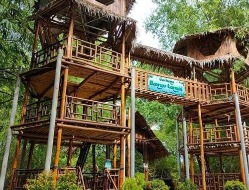 Gerbang Banyu Langit Yogyakarta: Destinasi Wisata Keluarga