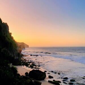 Panorama pantai yang indah dan menakjubkan