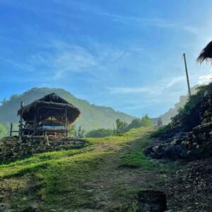 Tempat berteduh di tepi pantai