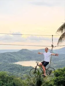 Wahana sky bike di Wisata Kalibiru