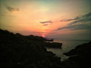 Keindahan sunset yang eksotis