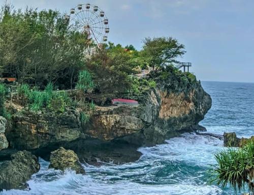 Pantai Gesing Yogyakarta: Pesona Pantai Nelayan dengan Pemandangan Laut Menawan di Gunung Kidul