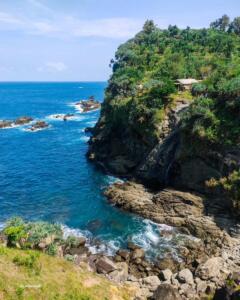 Tebing khas Pantai Siung 