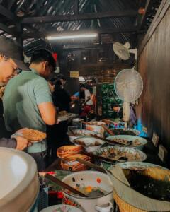 Suasana Warung Kopi Klotok